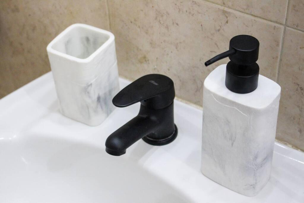 Apart Hotel مونتيفيديو المظهر الخارجي الصورة